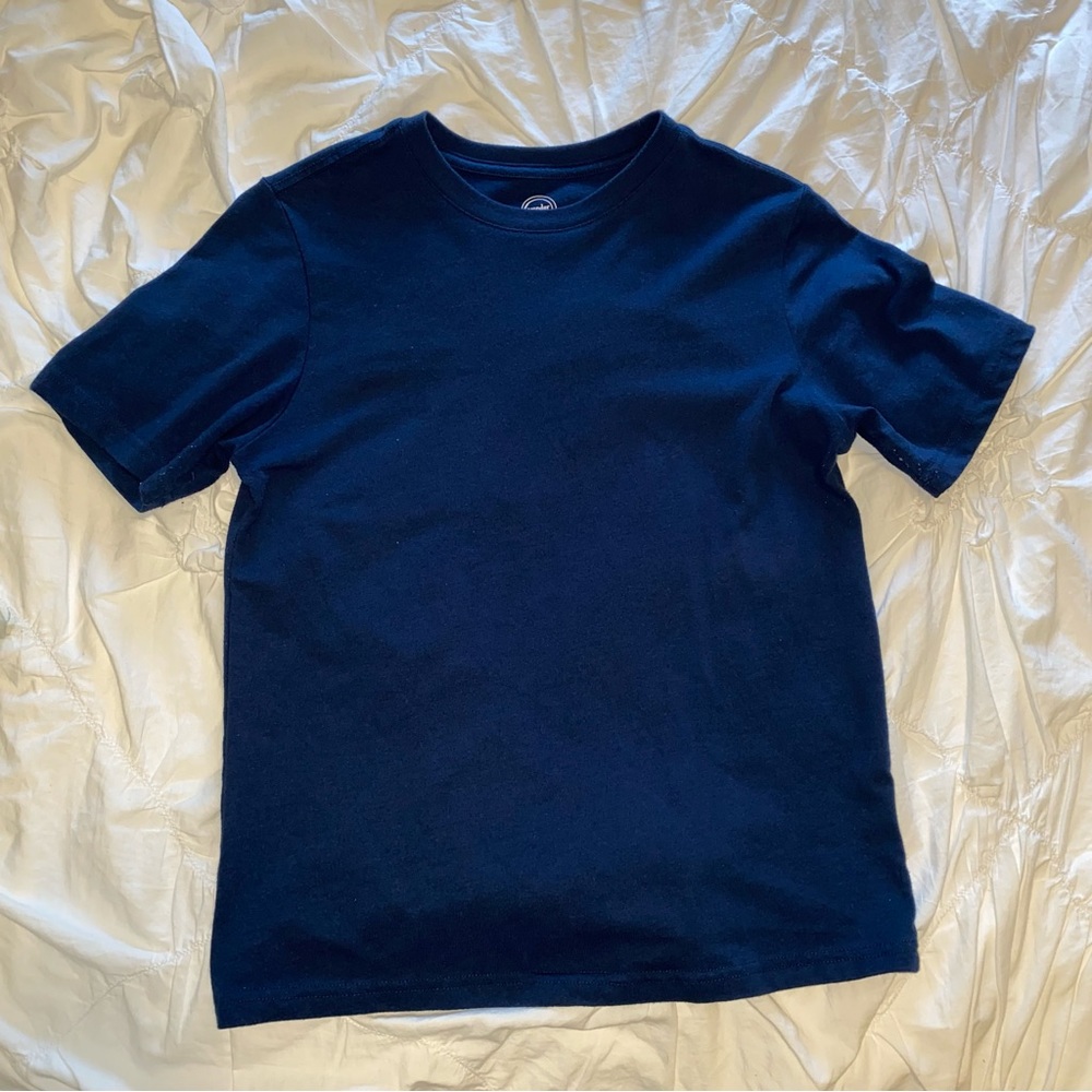 DONATED Boys Navy Blue T shirt size L